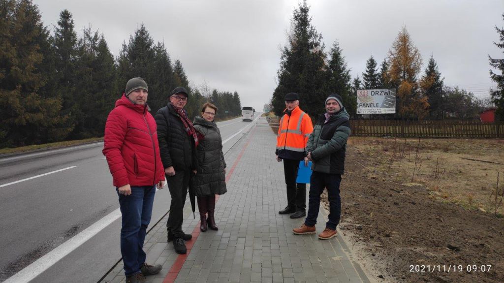 Pomoc finansowa dla województwa podkarpackiego na budowę chodnika wzdłuż drogi wojewódzkiej 875 w Przyłęku - 248 mb