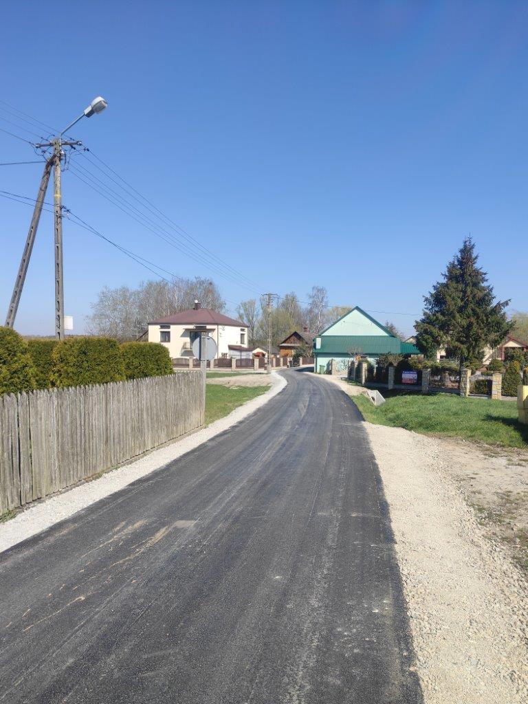 Modernizacja drogi gminnej Trześń za remizą – 485 mb